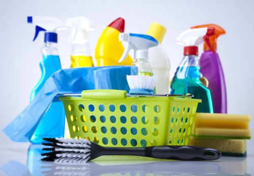 Professional oven cleaning service for Enfield homes